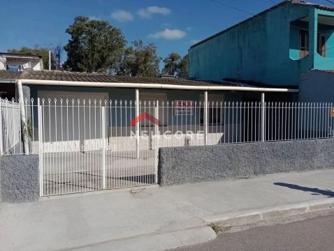 Casa em Rua do Farol - Parque Marinha - Rio Grande/RS