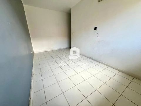 Apartamento 2 Quartos à venda, 66 m² por R$ 120.000 - Rio do Ouro - Niterói/RJ