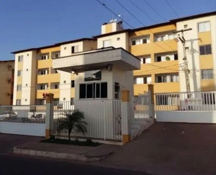 Apartamento Reformado Condomínio Ponta Verde Próximo ao Shopping Pátio Norte