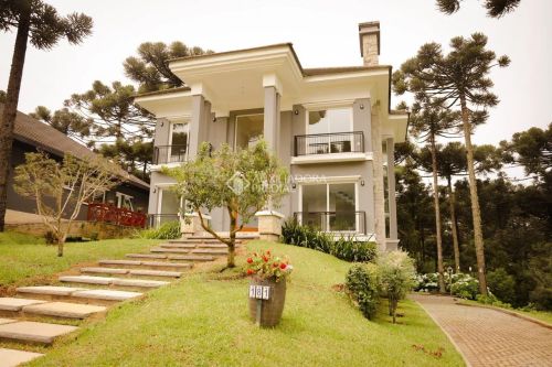 Excelente casa com 4 suítes em condomínio fechado de Gramado