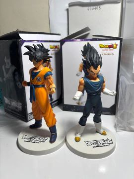 Goku e Vegeta - Dragon Ball Super Hero - Action Figures