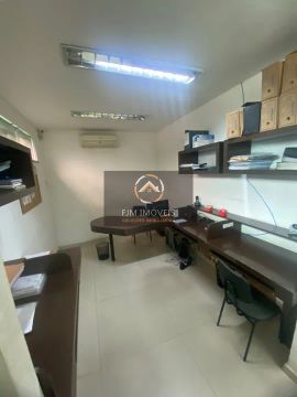 Casa Comercial em Mutua - São Gonçalo