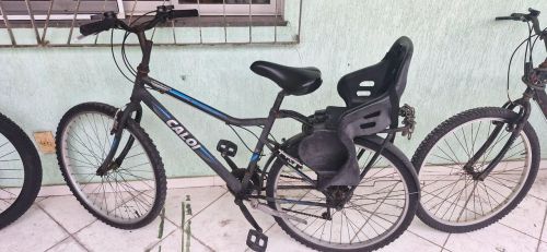 Bicicleta Caloi asper 26 com assento para criança