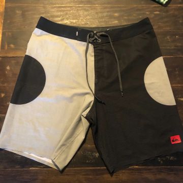 Bermuda Quiksilver Highline Pro Straight 19"