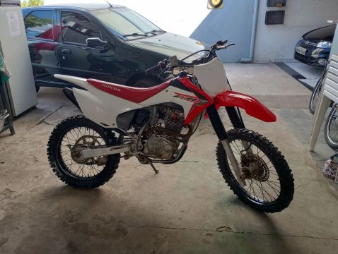 CRF 230f 2011