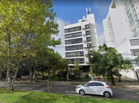 Imóvel para aluguel e venda tem 190 metros quadrados com 3 quartos