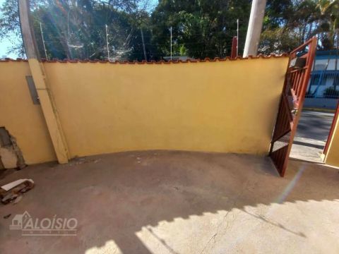 Kitnet com 1 dormitório para alugar, 27 m² por R$ 850,00/mês - Vila Jaboticabeira - Taubat