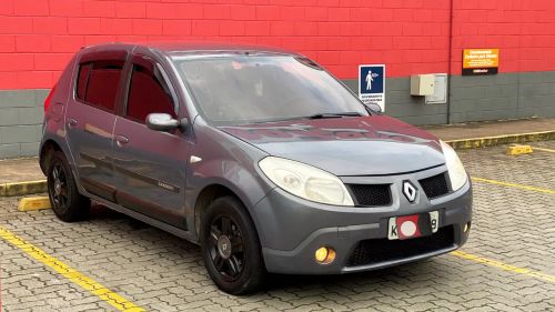 SANDERO 1.6 versao mais top COMPLETAO 2009