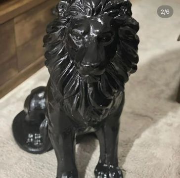 Estátua de Leão em Preta para Decoração