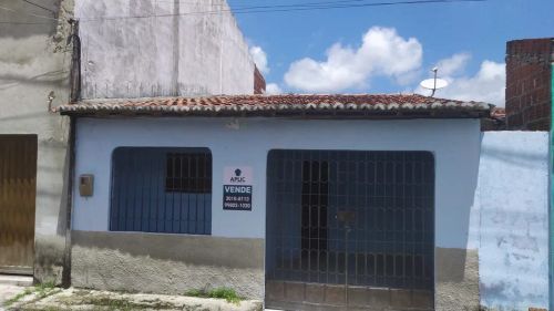 Casa a VENDA - Lagoa Azul