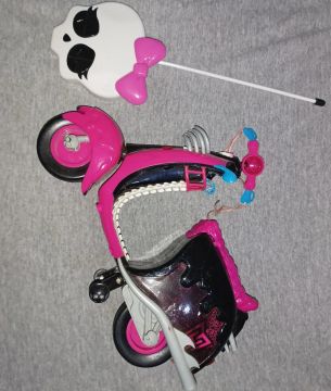 Moto Monster High e cadeira de rodas do Finnegan- Brinquedo Infantil