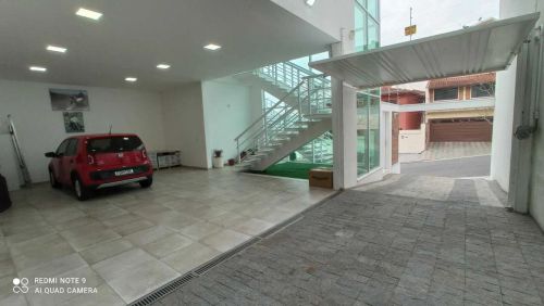 Sobrado em Avenida Juscelino Kubitschek de Oliveira - Parque Vivaldi Leite Ribeiro - Poços