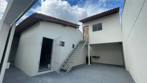 Casa  Duplex em rua Privada - Alto do Turú / Pq das palmeiras