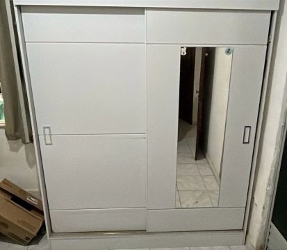 Guarda-Roupa de correr branco