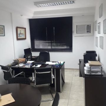 VENDA OU ALUGUEL DE SALAS COMERCIAIS.