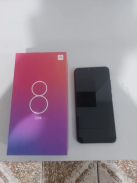 XIAOMI 8 LITE