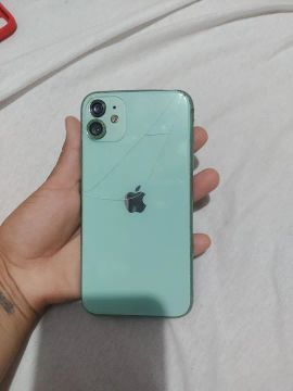 iPhone 11 - Verde - 128GB 