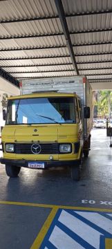 CAMINHÃO 608 BAÚ