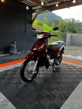 Honda Biz 125 - Vermelha - Ótimo estado
