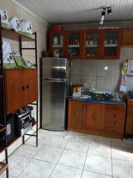 Casa à venda em Vila Nova com 150 m², 5 quartos, 3 vagas