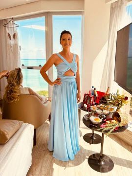 Vestido longo -Azul Serenity 