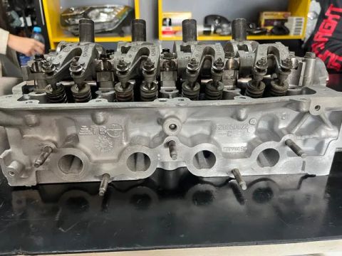 Cabeçote renault sandero/logan 2009 