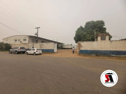 Galpão 900m2 Com 280m3 de Câmaras Frias