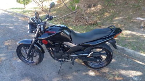 Fazer 250