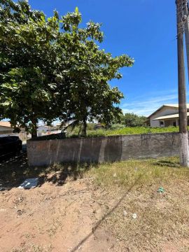 Terreno todo murado e com portão à venda em Grussaí, São João da Barra, RJ