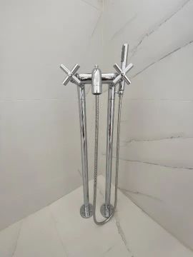 Misturador para banheira de piso ROCA