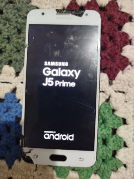 Vendo j5 prime funcionando normal . dependendo do lugar entrego 