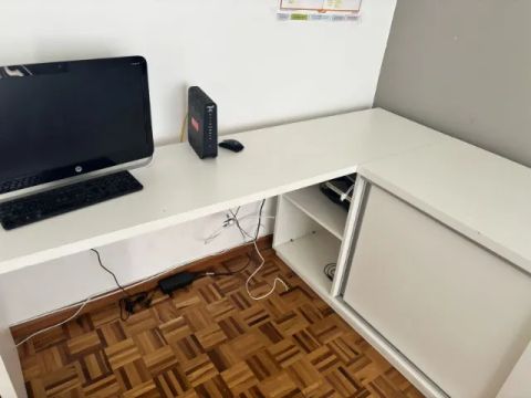 Balcão em mdf laminado branco em L