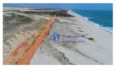 Terreno com excelente localização frente mar, 54,445m².