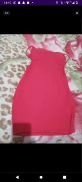 Vestido vermelho sem mangas