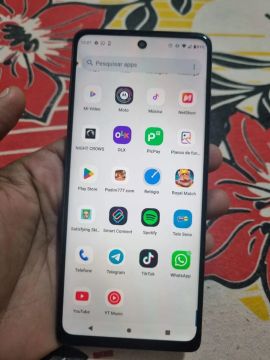 Moto G200 5G , 256 GB , snapdragon 888 , filma 8k