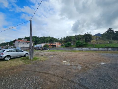 Terreno para alugar de 2500 mt2