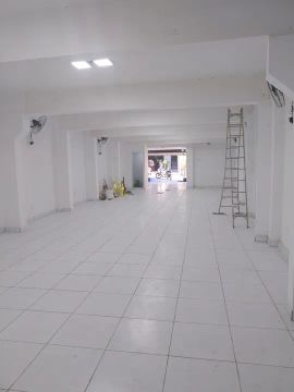 Espaço para Eventos.  Possui 340 metros quadrados em Cosme de Farias - Salvador - BA