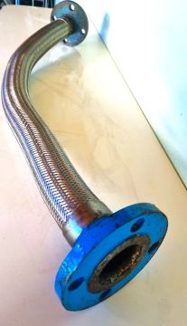 Tubo flexivel corrugado de aço Inox 304, revestido com malha de aço, conexões flangeadas 