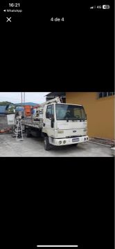 Caminhão Ford Cargo 815
