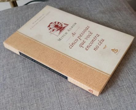 Livro As Cinco Pessoas Que Você Encontra no Céu - Mitch Albom
