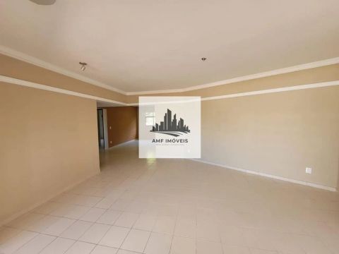 Apartamento c/ 3 suítes 180m² em Petropolis