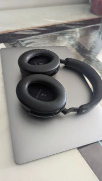 Sennheiser Momentum 4