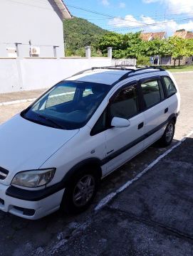 Zafira 2007 com gnv legalizado