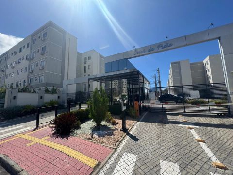 Vendo  apartamento mobiliado 2/4 no condominio Solar da praia