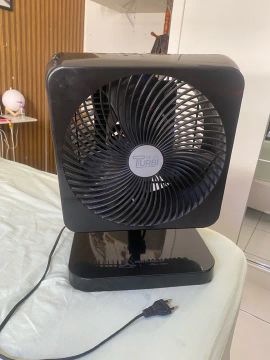 Ventilador de mesa Delta Turbi 140w