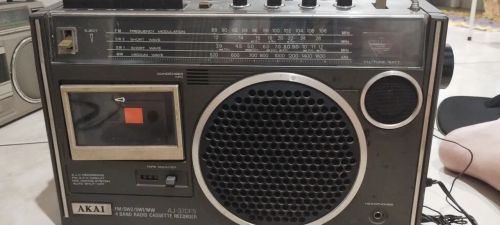 Rádio Gravador Akai 