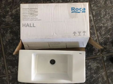 Lavatorio Roca Hall