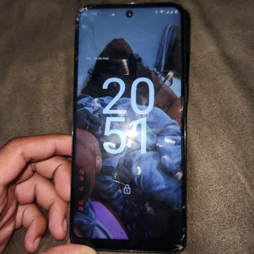 Moto G22 tela quebrada 
