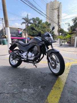 Honda CB300R