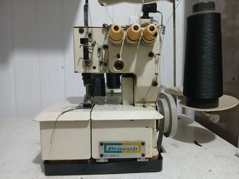 Máquina de Costura galoneira  3 agulhas semi industrial 